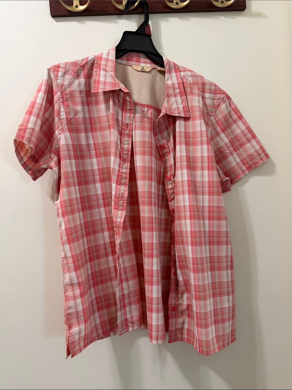 Ascend Pink and White Plaid Short-Sleeve Button-Down Shirt